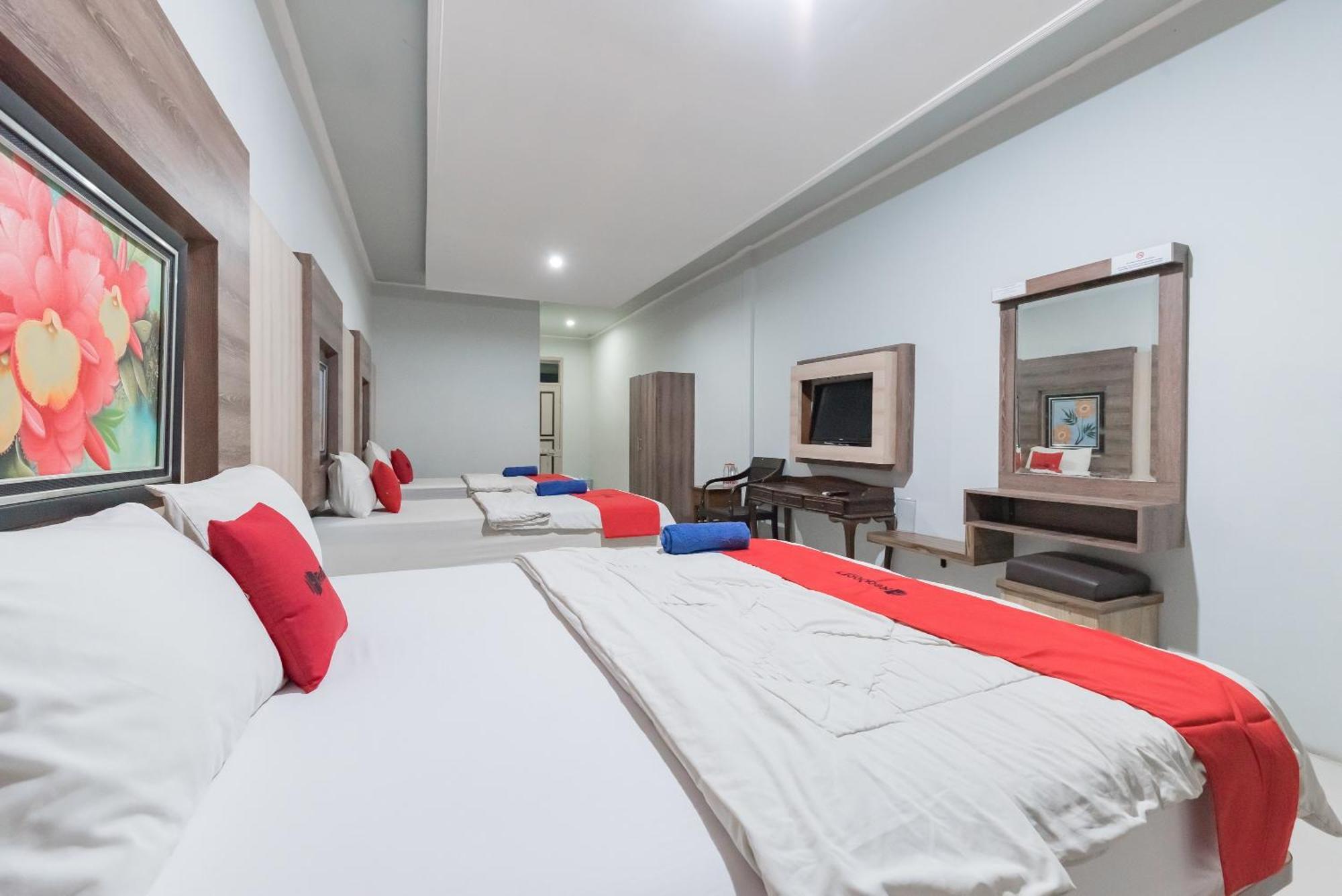 เรดดอร์ซ รีสอร์ต พรีเมียม แอท ซังกัน ฮูริป กูนิงัน Hotel คุนิงงาน ภายนอก รูปภาพ