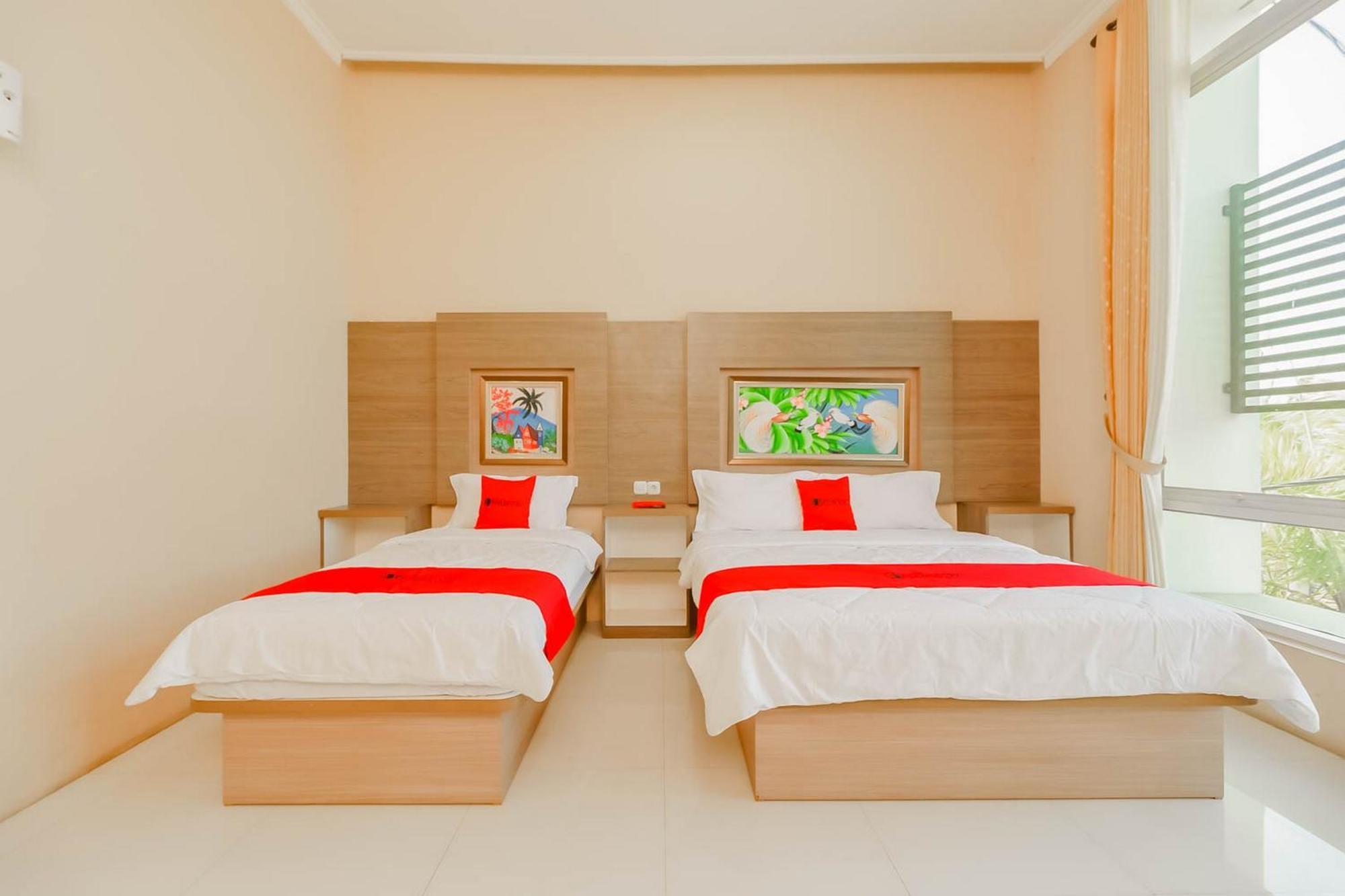 เรดดอร์ซ รีสอร์ต พรีเมียม แอท ซังกัน ฮูริป กูนิงัน Hotel คุนิงงาน ภายนอก รูปภาพ