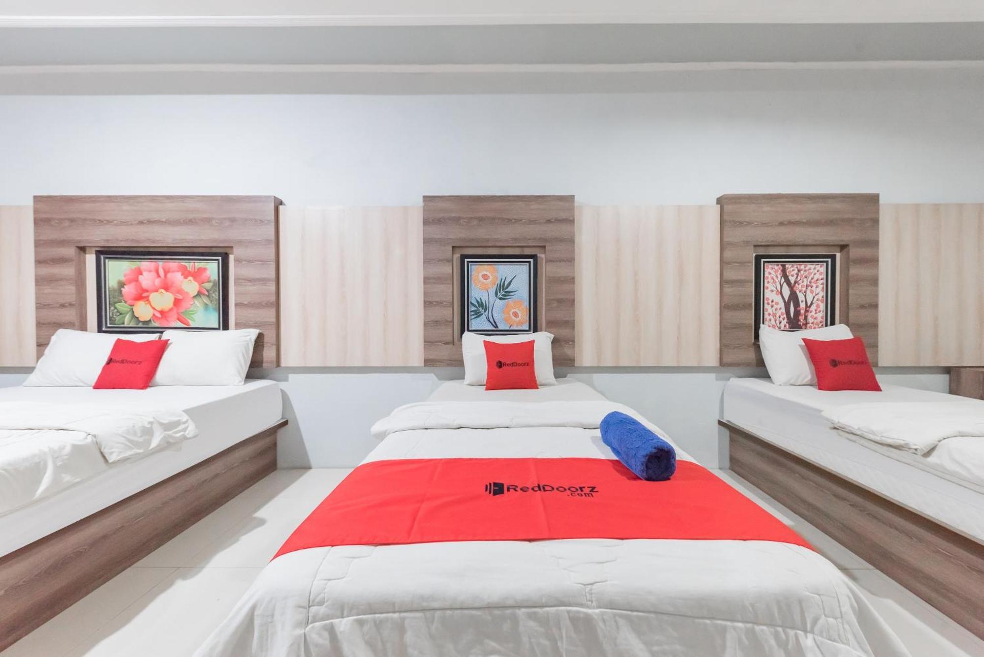 เรดดอร์ซ รีสอร์ต พรีเมียม แอท ซังกัน ฮูริป กูนิงัน Hotel คุนิงงาน ภายนอก รูปภาพ